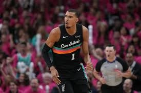 VICTOR WEMBANYAMA'S PLAYOFF DOMINANCE USHERS IN NEW ERA FOR SAN ANTONIO SPURS - FRENCH SUPERSTAR DELIVERS HISTORIC DEBUT PERFORMANCE!