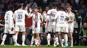 LYON STUNS PSG WITH SHOCK 2-1 VICTORY AT PARC DES PRINCES: ENDRICK STARS AS TITLE RACE BLOWS WIDE OPEN IN LIGUE 1!